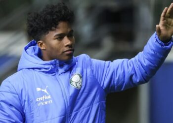 Endrick se despediu do Palmeiras no empate sem gols contra o San Lorenzo Alexandre Schneider/Getty Images