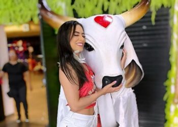 Ex-sinhazinha de Festival de Parintins morre em Manaus Crédito: Reprodução/Instagram