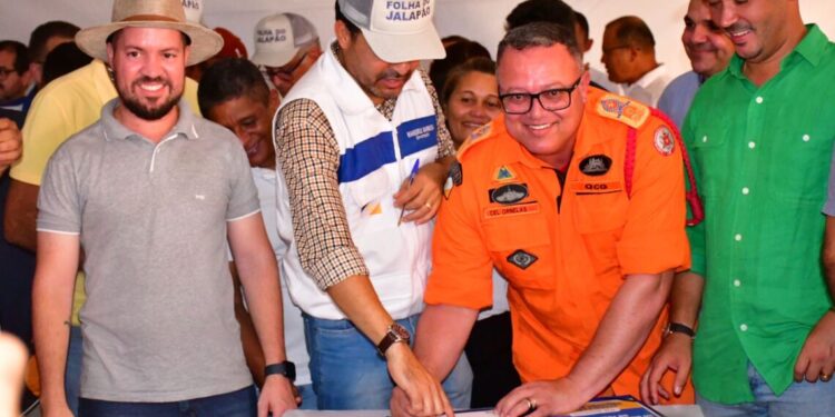 Governo do Tocantins entrega terreno para construção de Pelotão de Turismo do CBMTO, em São Félix