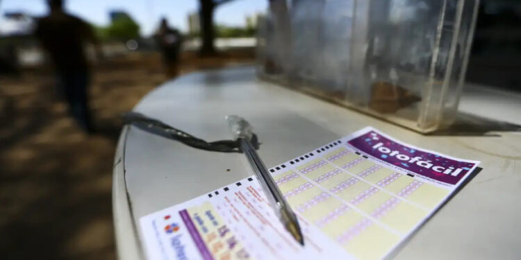 Mega-Sena acumulada em R$ 47 milhões neste sábado, 15