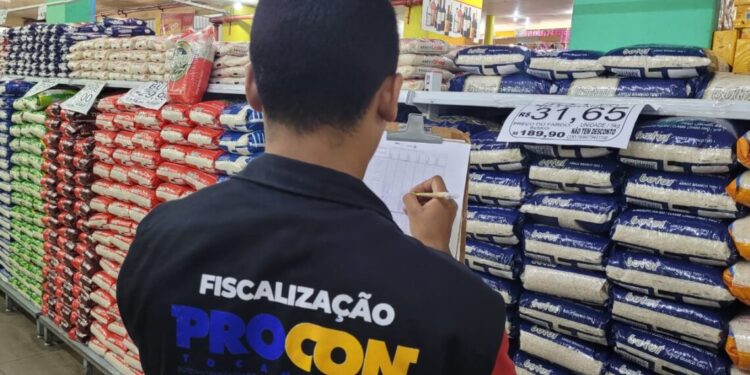 Procon Tocantins encontra variação de até 112% nos preços da cesta básica em Paraíso-TO