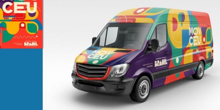 Governo do Tocantins assina contrato para aquisição do primeiro MovCeu