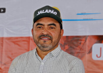 Governador Wanderlei Barbosa assina a Ordem de Serviço em Lagoa do Tocantins, com investimento de mais de R$ 55 milhões  (Foto: Antonio Gonçalves/Governo do Tocantins)