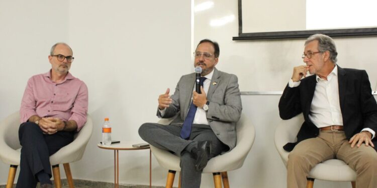 Governo do Tocantins e parceiros estratégicos delineiam política de industrialização sustentável de longo prazo para o Estado