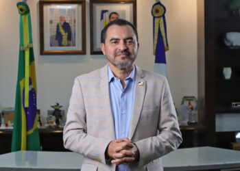 O governador do Tocantins, Wanderlei Barbosa, parabeniza o distrito de Taquaruçu por sediar mais uma edição do Capital por um dia, realizada neste sábado, 1° de junho