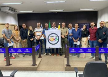 Nova diretoria do Conseg Miranorte foi empossada na noite desta quinta-feira - Foto: Divulgação Diretoria de Polícia Comunitária