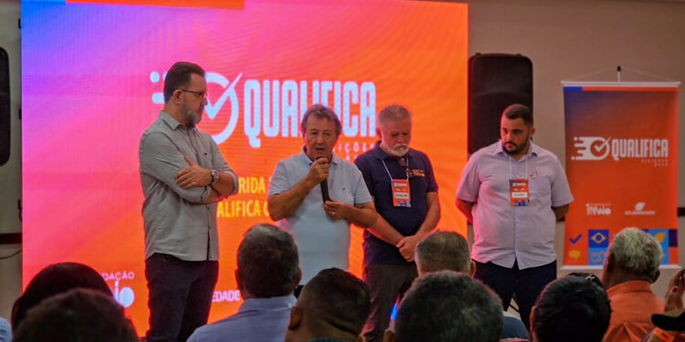 Durante curso de formação para as eleições, Vilmar destaca importância da qualificação