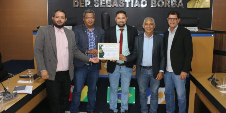 Miracema: Apresentada propositura no legislativo homenageando Deputada Janad Valcari