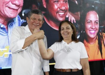 Concentração marca união Ivory e Andréa Bucar em Miracema