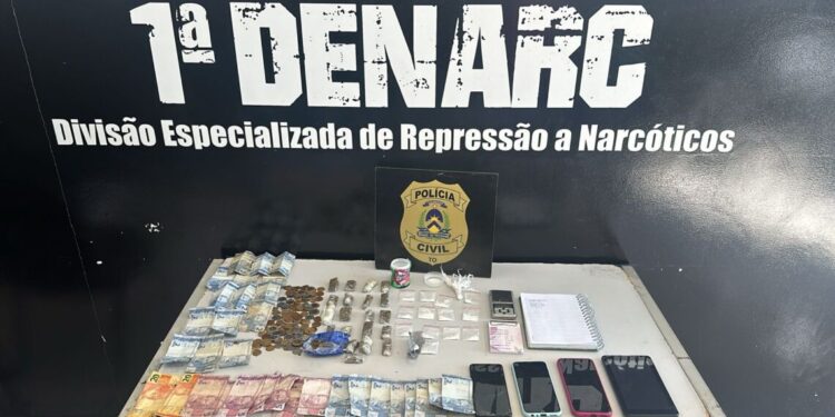 Em Palmas, Divisão Antidrogas da Polícia Civil prende homem por tráfico de drogas e apreende dinheiro e substâncias entorpecentes 