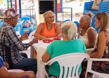 Data: 03/08/2023. Dia de lazer com grupo de idosos no clube da Assemp.