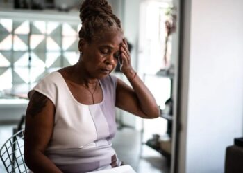 Perda de memória e de atenção é um fenômeno relatado com frequência por sobreviventes de COVID-19 grave FG Trade/GettyImages