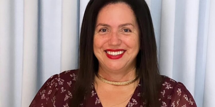 Rozilda Euzébio lança livro de contos infantojuvenis em Araguaína