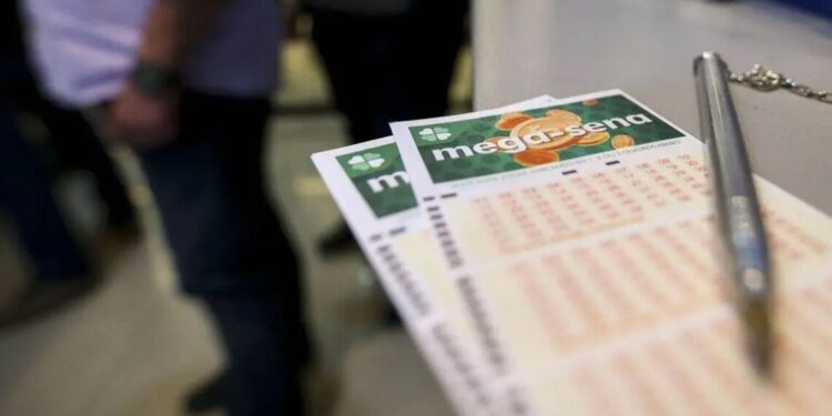 Mega-Sena 2732: nenhuma aposta acerta seis dezenas e prêmio acumula em R$ 100 mi