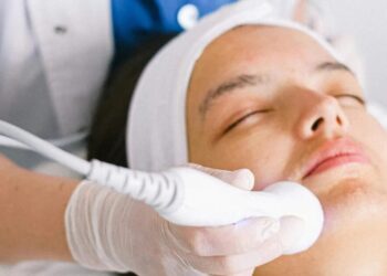 Existem diversos tipos de peeling, com objetivos mais suaves ou profundos, a partir da intenção e necessidade de cada paciente Banco de imagens/Pexels