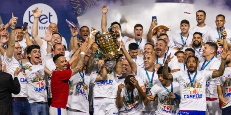 É campeão! Fortaleza vence CRB nos pênaltis e conquista Copa do Nordeste pela 3ª vez