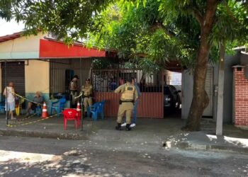 Dois meses após perder filho em troca de tiros com a PM, homem morre baleado por policial em bar