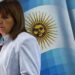 Patricia Bullrich concede entrevista em Buenos Aires