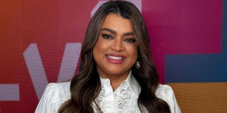 Preta Gil recebe alta médica e já está em casa