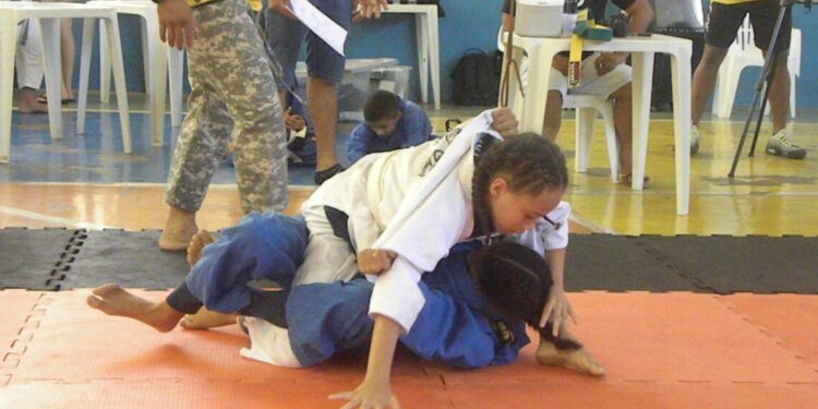 Primeiro Festival de Jiu-Jitsu do Colégio Albert Einstein Celebra o Esporte e a Educação