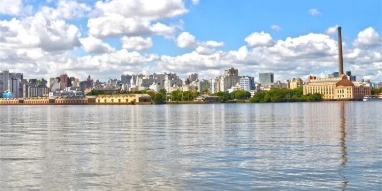 Nível do Guaíba fica abaixo da cota de inundação pela 1ª vez em um mês em Porto Alegre