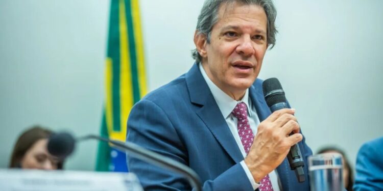 Fazenda encontrou fraudes em créditos tributários, diz Haddad