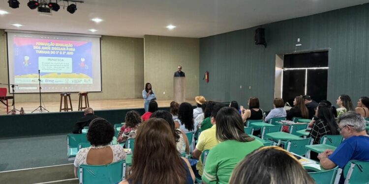 Educadores finalizam formação do Ciclo Sequencial da Alfabetização