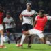 Com polêmica, Internacional e São Paulo empatam em jogo do Brasileirão