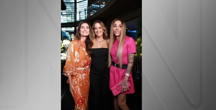 Ticiane Pinheiro reúne amigas famosas em festa de 48 anos