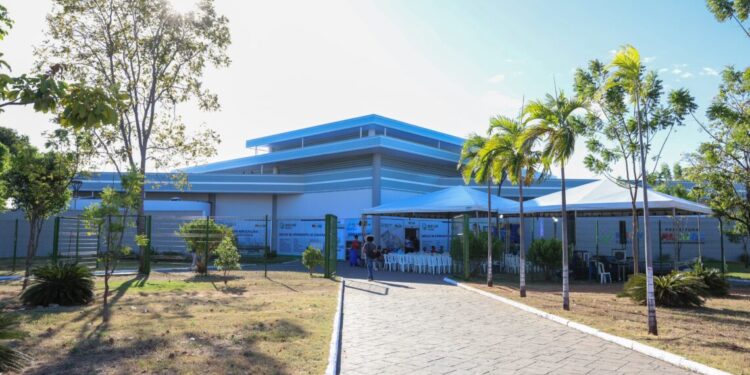 Prefeitura entrega reforma e ampliação do Resolve Palmas Sul