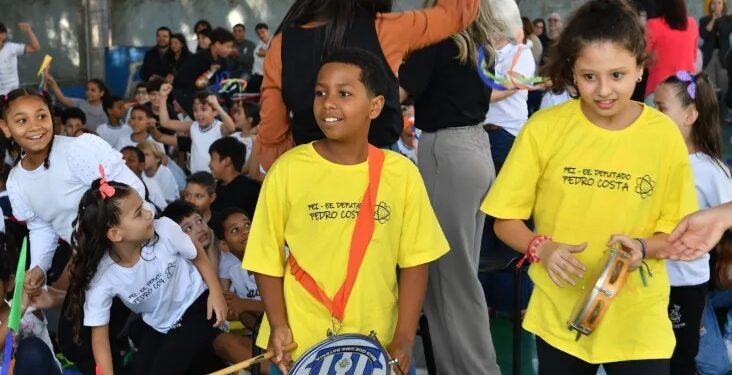 Escolas públicas brasileiras são finalistas em prêmio de “melhores do mundo”