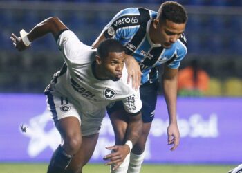 Júnior Santos marcou gol da vitória do Botafogo Foto: Vitor Silva/ Botafogo
