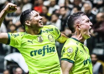 Aníbal Moreno marcou o primeiro gol da vitória do Verdão Fabio Barros/Agência F8/Gazeta Press