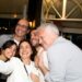 Pedro Bial e ex-mulher Giulia Gam se emocionam em show do filho