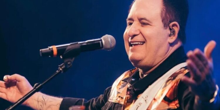 Marrone passa por cirurgia de emergência para operar glaucoma avançado