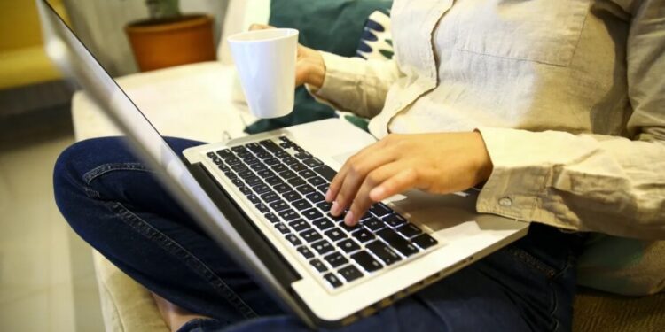 Em busca de melhores salários, 32% dos brasileiros pretendem mudar de emprego em 2024