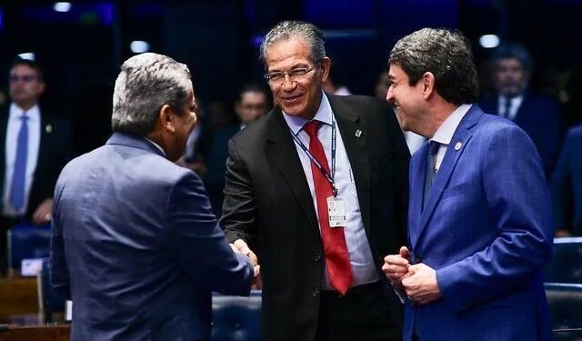 Senado aprova indicados para cargos no CNJ, TST, Cade e embaixadas