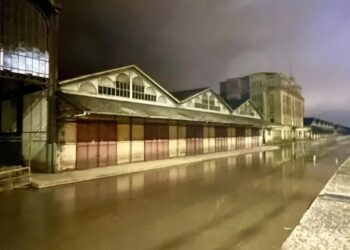 A madrugada na cidade contou com vento forte no quadrante Sul. Crédito: MetSul