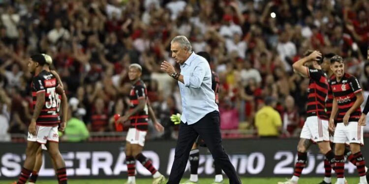CBF diz que frase de Tite para diretor foi “despropositada, agressiva e ofensiva”