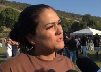 Em entrevista à CNN, Eduarda Andrade de Oliveira Paixão Ferreira, irmã da vítima, lamentou a perda de Diego. CNN