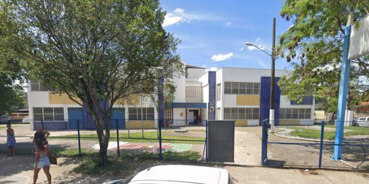 Espaço de Desenvolvimento Infantil Renée Biscaia Raposo, no bairro Cosmos, zona oeste do Rio de Janeiro.
Google Maps