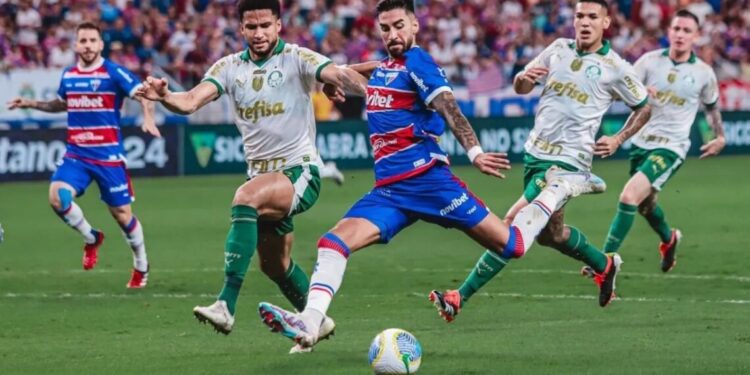 Palmeiras é atropelado pelo Fortaleza e perde chance de assumir liderança do Brasileirão