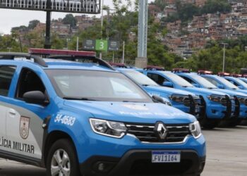 Viaturas da Polícia Militar do Rio de Janeiro Tânia Rêgo/Agência Brasil