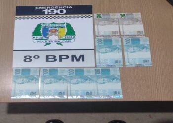 Polícia Militar apreendeu notas de R$ 100 e R$ 200, no Tocantins — Foto: Divulgação/PM