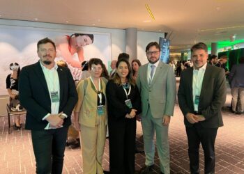 O secretário Marcello esteve reunido com o diretor do MMA, Raoni Rajão e com a secretária Julie Messias para discutir a implantação da rastreabilidade no agropecuária