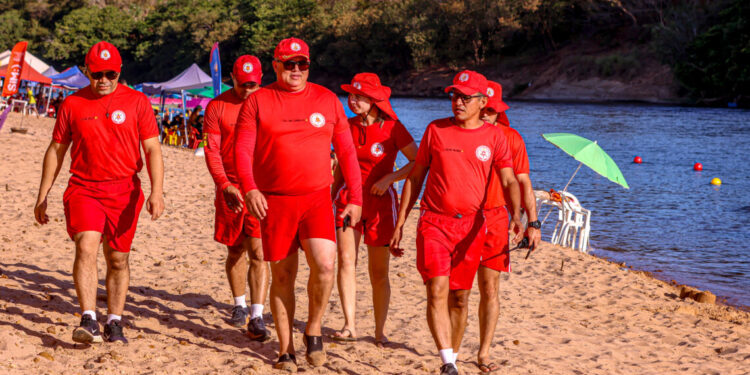 Governo do Tocantins amplia Projeto Botinho e leva benefícios a mais de 150 crianças