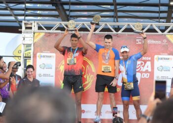 Premiação coroou os grandes destaques da Corrida do Fogo, neste domingo, 30