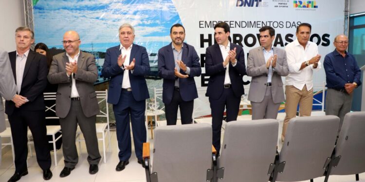 Governador Wanderlei Barbosa participa da apresentação do projeto para implantação das hidrovias dos rios Madeira e Tocantins