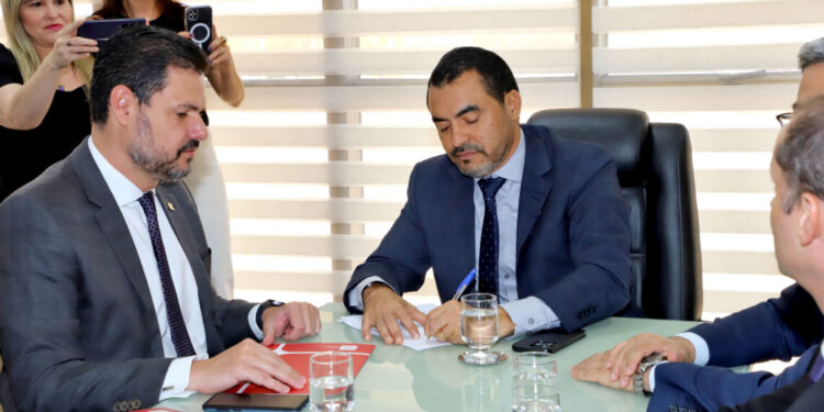 Governador Wanderlei Barbosa e corregedor do CNMP assinam compromisso para implementação de políticas públicas