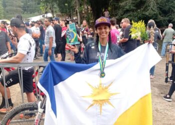 Com o apoio do Governo do Tocantins, Helen Valentinne consagrou-se vice-campeã brasileira em competição realizada no estado de Santa Catarina - Foto: arquivo pessoal.